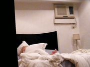 北京大学生和老外男友在酒店一边看毛片一边操逼