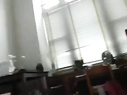 小夫妻周末大白天在家激情做爱 女的身材绝对一流 那一对奶子看见就流口水