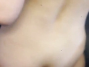 露脸火车上刚认识的极品美眉  趁晚上都睡觉了带她到洗手间去打炮骚逼
