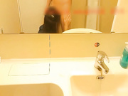 极品骚货炮友户外露乳诱惑 穿衣激情做爱 娇喘呻吟“好舒服啊”卫生间浴室镜裹屌无套爆操 高清720P完整版OK