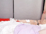 风骚少女主动叉腿被大鸡巴疯狂暴插高潮尖叫