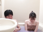 [IENF-275] 素人女子大生限定！狭いお風呂で密着混浴体験してもらえませんか！？火照る身体！ - 3of5
