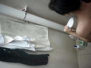 高價購得-某職高集體宿舍浴室拍攝到的清純妹子沐浴更衣 雪白肌膚堅挺美乳看得讓人欲火焚身 1080P高清