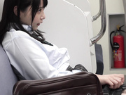 [DANDY-891] 最終電車で痴女とまさかの2人きり！ぽちゃカワJ○Ver向かいの座席でパンチラしてくる小悪魔肉感女子○生の誘惑で勃起したらヤられた - 4of5