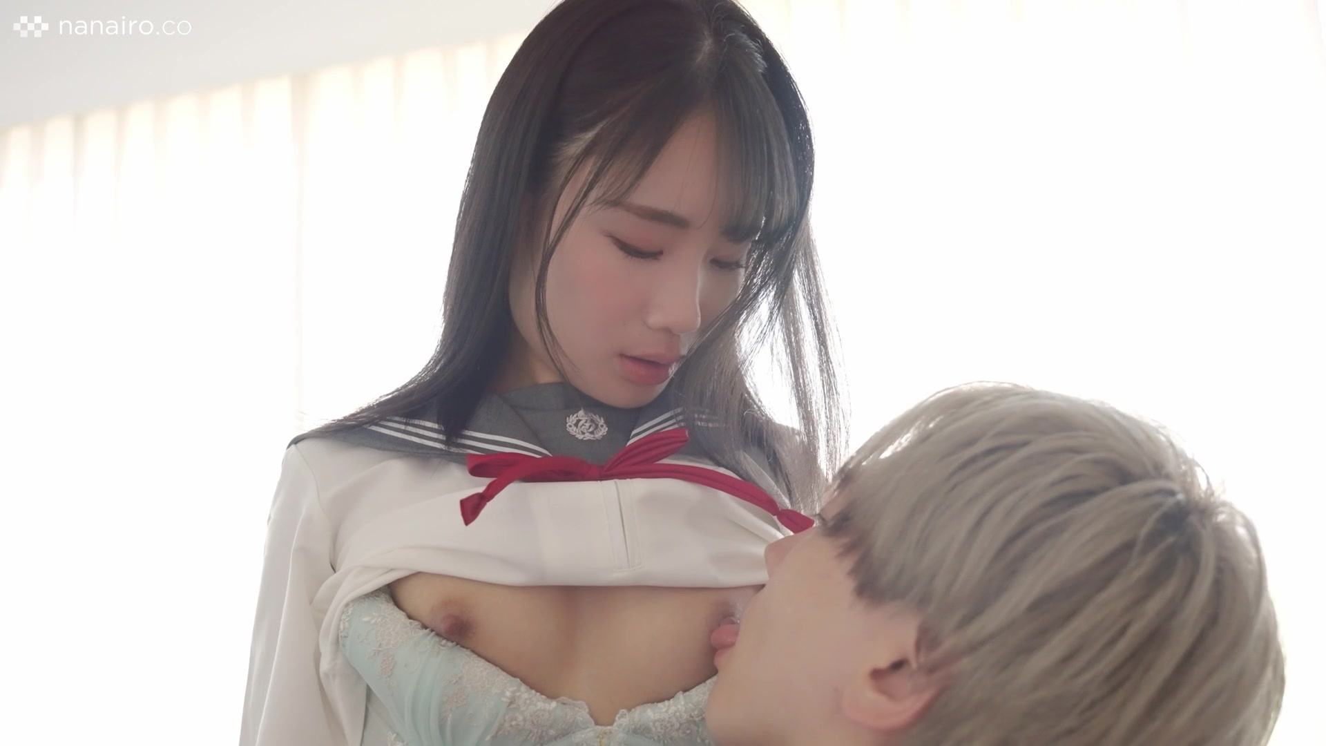 [SQTE-513] 「男の人ってどうやったら気持ち良くなれますか？」経験浅い美少女がカメラの前で頑張りエッチ。知花しおん - 3of5