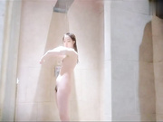 偷拍- 国内洗浴中心 偷拍嫩模美女洗浴