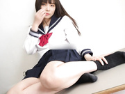学院女生 下课后的自慰娱乐活动