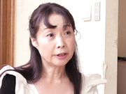 [TMRD-1231] 熟女 白昼の淫らな情事 雇い主に狙われた家事代行サービスの女 夫の上司に寝取られた失禁妻 - 1of5