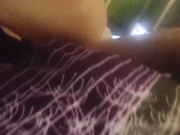 都市小青年就是激情 正对镜头露脸做爱自拍 又亲又操的很火爆 年轻水多玩内射