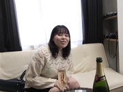 [SIRB-003] 素人人妻インタビュー theBEST 3 柔肌がたまらない！むっちむちな若妻たち - 4of5