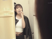 [SDAM-127] 塗装屋ライダー 水城麗沙 20歳 AVデビュー！ - 1of5