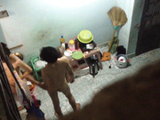 色房東偷拍簡陋出租房年輕情侶的日常起居生活 洗完澡撩撥男朋友啪啪玩耍 有點嗨呀 1080P高清