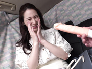 [WA-534] 素人妻ナンパ全員生中出し5時間セレブDX 95 - 1of5