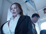 [JUQ-963] この大きな『任務（ミッション）』にはデカすぎる―。 Mcupに妨げられて潜入‘不能’…。 - 1of5