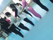 精品推薦 藝校舞蹈班下課後拍攝各式美女換衣服上廁所 個個顏值得蠻高的值得收藏～1080P高清