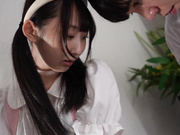 [FNS-005] バイト中に彼氏を嫉妬させ仕事中にガン突きSEX 声も出せない状況に興奮して連続イキするド変態ウェイトレス 山下紗和 【破解】 - 4of5