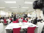 [SDJS-318] SOD女子社員 中途2年目衣装担当 佐竹。このたび初AV出演！！その後、即全裸業務いたしました。 佐竹夏帆 - 1of5