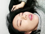 贵在真实无滤镜，小情侣出租房露脸性爱自拍，美女的鲍鱼挺肥阴唇一大一小还黑但是淫水挺多，无套啪啪口爆吞精很刺激