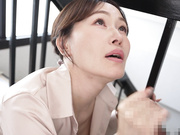 JUR-635 女教師NTR 不良生徒に最愛の妻を寝取られてー。 ももの真利奈 - 4of5