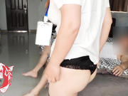 推特网黄，巨乳人妻露脸熟女【赤鳞狂舞】系列④，春宫体式真人演示，房产销售用肉体签单(2V)1