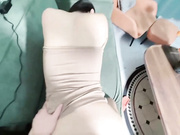 温柔妈妈帮助儿子缓解性压力，世上只有妈妈好