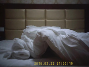 某大学中文系漂亮美女第一次和网友开房比较羞涩不怎么配合被猥琐男疯狂玩弄后爆操,妹子一脸受虐的样子!