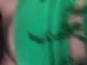 最近泡的良家少妇为了省钱去公园草丛里野战,不停的叫哥哥好大哥哥干死我