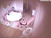 性感黑丝短裙美女销售员为了业绩下班和客户酒店啪啪被偷拍,丰满肥臀狠狠爆操,干完后2人赶紧离开!