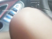 特别会淫叫超骚女主播豪车里直播各种挑逗与小鲜肉狼粉车震啪啪啪哇塞射了好多精液对白清晰
