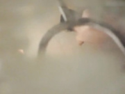 窗外偷拍刚下班的美乳打工妹洗澡妹子貌似对红色内裤情有独钟换下来那条透明的比较性感