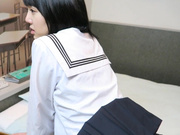 素人投稿自拍很火的19岁高颜值无毛学生妹教室主题宾馆援交土豪