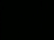 屌丝男和女炮友看电影中途到厕所里用矿泉水洗完鸡巴后在里面上演活春宫