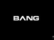 (Bang) A Slutty Flashing Milf! 浴缸里的淫荡熟女