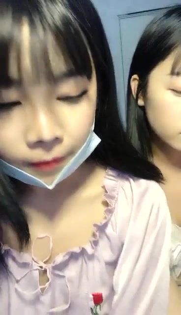 高颜值大乳晕美女主播姐妹花双人全裸秀身材不错逼逼粉嫩很是诱惑国语对白