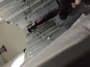 国内牛人潜入艺校舞蹈培训班更衣室偷拍妹子更衣运气非常好还拍到妹子嘘嘘