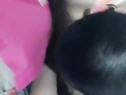 高颜值小妖精TS乐基儿，跟这样的大美人 舌吻 吃她的大鸡鸡 好舒服呀，被舔发出娇喘呻吟声 弄得我也想飞过去舔舔