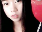 长相清纯萌萌哒嫩妹子双人啪啪秀第二部 学生制服口交舔JJ后入抽插浴室洗澡 很是诱惑喜欢的不要错过