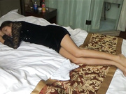 剧情演绎母女互玩SM 女人何必难为女人 终于可以打妈妈的PP了