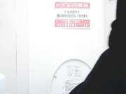 偷拍极品美女们上厕所 这貌似是目前厕拍系列中平均颜值及身材最高的一部