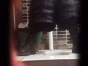 偷拍妈妈尿尿
