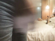 千寻全国探花约了个肉肉身材少妇啪啪，近距离拍摄口交后入抽插猛操_ev