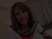 性感的日本高中母狗想给口交