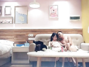 黄先生探花约了个高颜值黑衣性感妹子，口交上位骑乘站立后人抽插猛操_ev