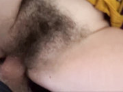 红发少女把她男友的爸爸给上了