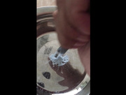 【百度雲盤不慎泄密】【真實MJ自拍】真實的才是最刺激！第一次分享灌醉MJ風韻十足媳婦 趁睡著後讓40歲粗糙老哥盡情享用～1080P高清
