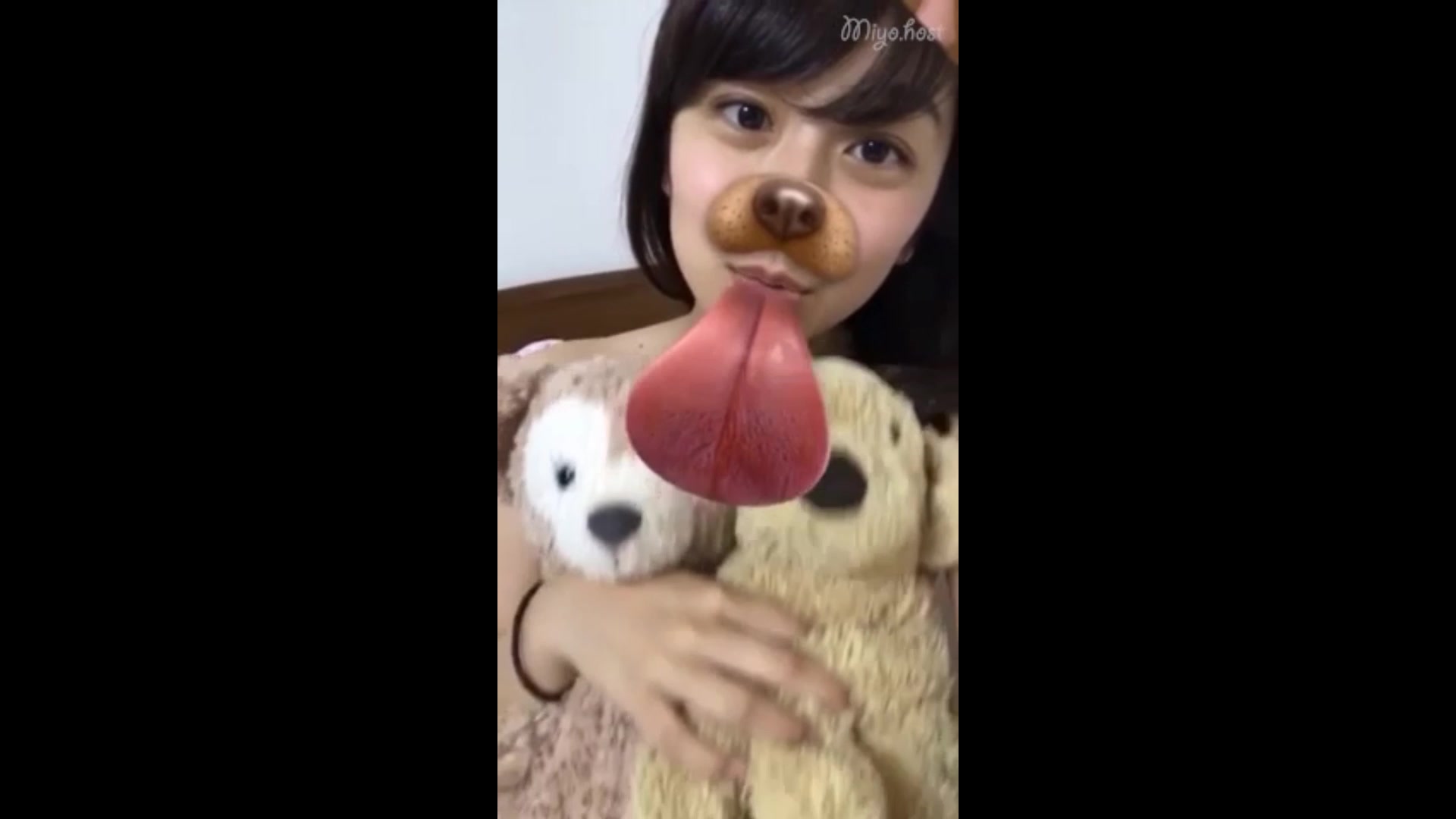 【百度雲盤不慎泄密】高顏值非常清純甜美可愛的溫柔大奶女友和男友居家大尺度性愛自拍視頻合集流出 外表清純原來內心風騷無比～原版高清