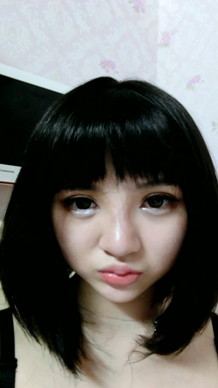 超卡哇伊美乳米妮大萌萌高價出售VIP超大尺度自拍 淫聲浪語電動玩騷逼 絕對誘惑十足～720P高清無水印