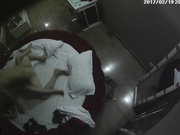 情趣酒店水滴摄像头偷拍小帅哥大战如狼似虎的少妇听对白貌似个男小三
