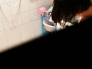 自家儿媳妇洗澡