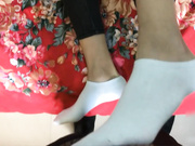 魔鬼身材大长腿美女,撕破丝袜从后面肏完又从前面干